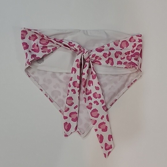 KENDALL & KYLIE Animal Print Bikini Top size XS - Picture 2 of 4